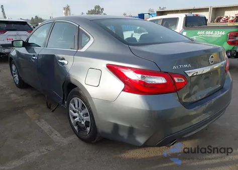 2017 Nissan Altima 2.5 S z USA, uszkodzony, nr VIN 1N4AL3AP9HC290098